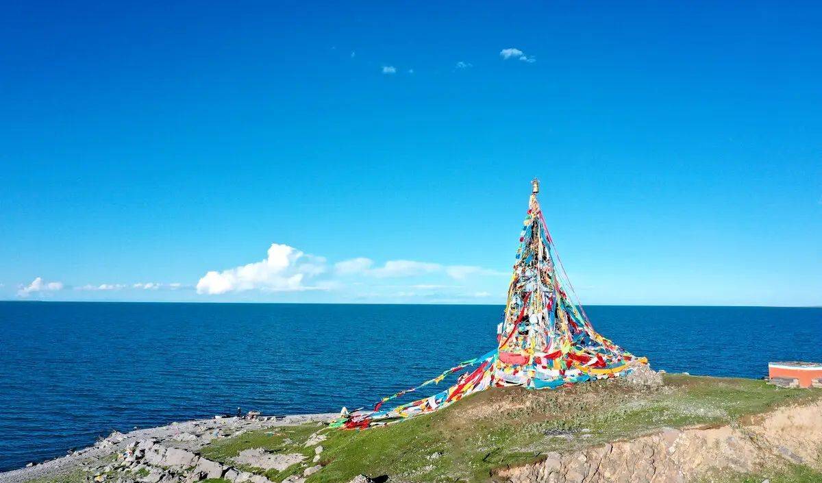 青海古地烟波赋